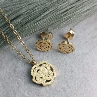 Flower necklace, textured surface (CODE:8166)