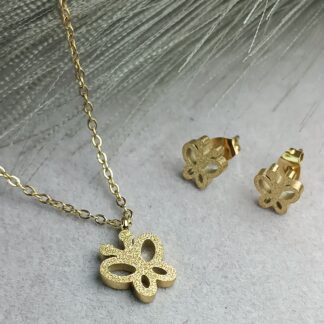 Flower necklace, textured surface (CODE:8166)