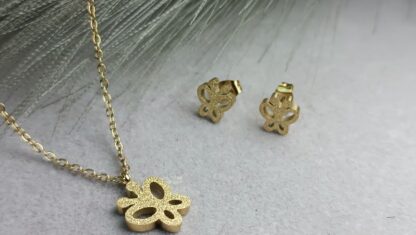 Butterfly necklace with earrings (CODE:8195)