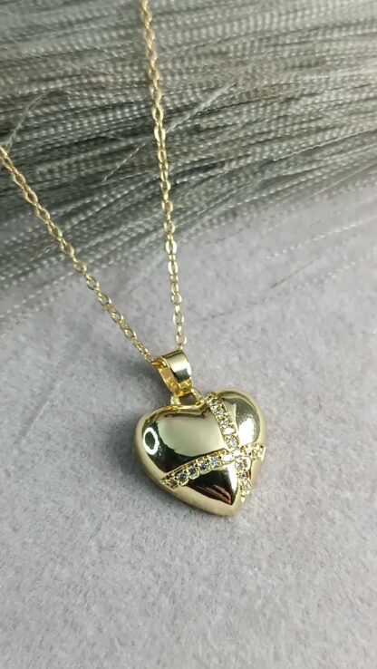 Pendant with hanging hearts (CODE:8178)