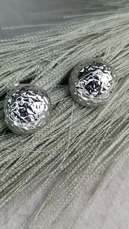 Embossed round earrings (CODE:8151)