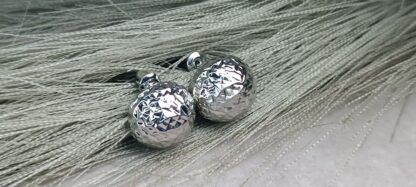 Embossed round earrings (CODE:8151)