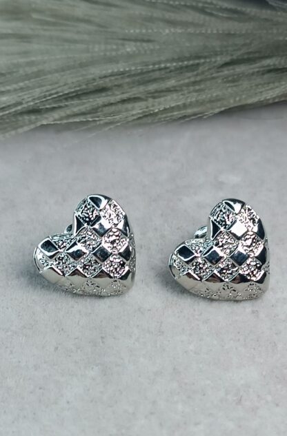 Silver heart earrings (CODE:8169)