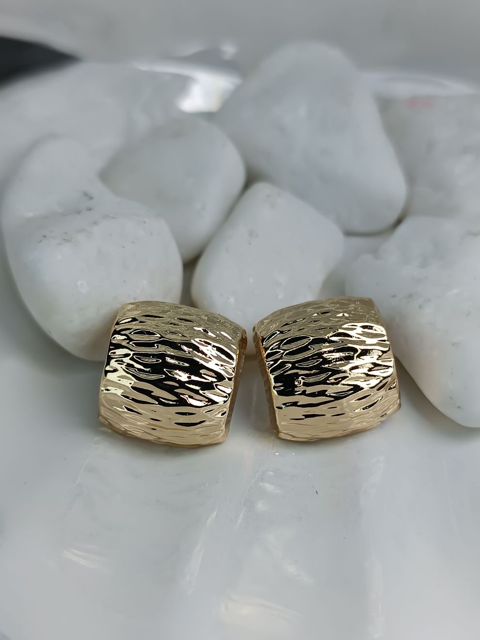 Σκουλαρίκια Χρυσά & Ασημί από Ανοξείδωτο Ατσάλι με Ανάγλυφη Υφή (ΚΩΔ:8172) Σκουλαρίκια Χρυσά & Ασημί από Ανοξείδωτο Ατσάλι με Ανάγλυφη Υφή (ΚΩΔ:8172)