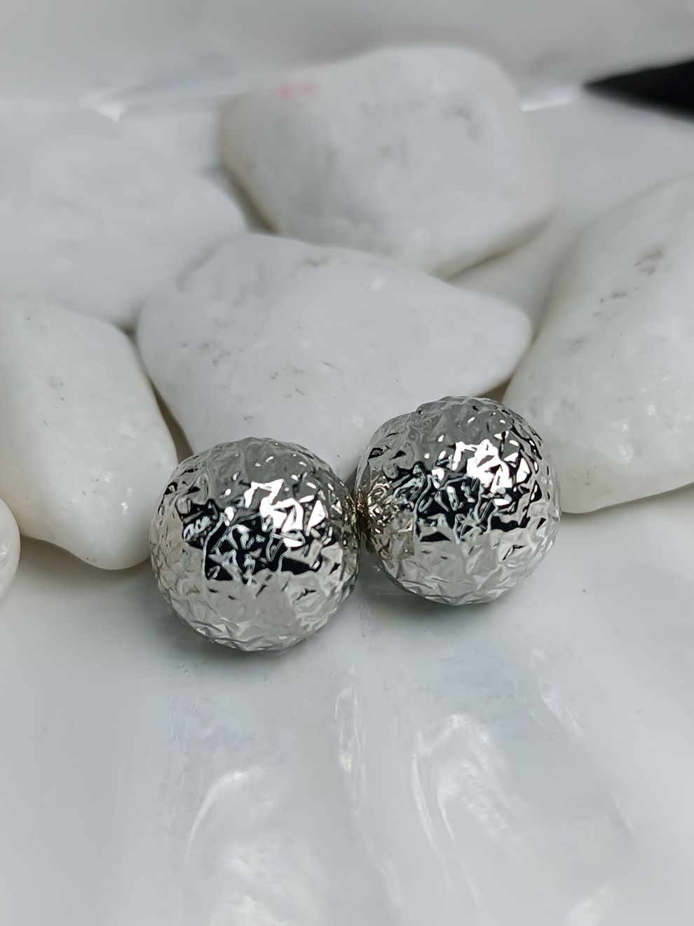 Ασημί Σφυρήλατα Σκουλαρίκια από Ανοξείδωτο Ατσάλι – Στρογγυλά Studs(ΚΩΔ:8151) Ασημί Σφυρήλατα Σκουλαρίκια από Ανοξείδωτο Ατσάλι – Στρογγυλά Studs(ΚΩΔ:8151)