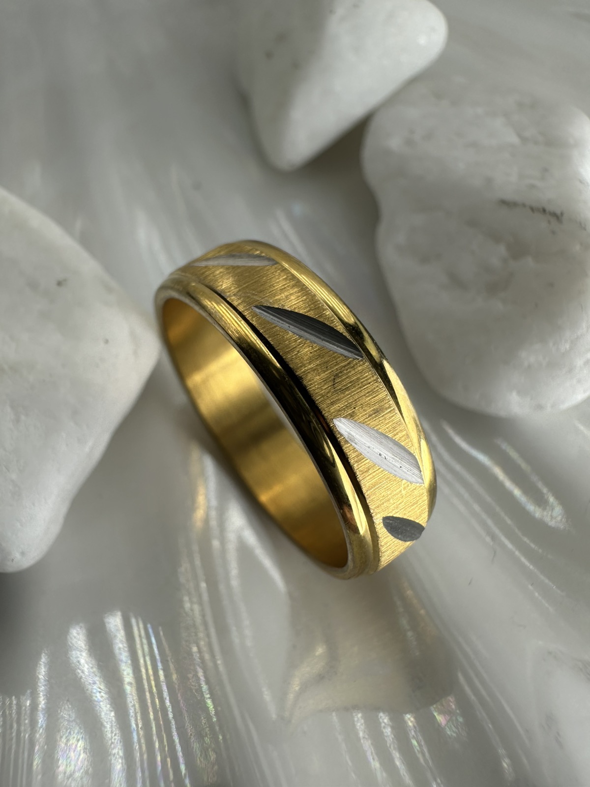 Unisex Δαχτυλίδι από Ανοξείδωτο Ατσάλι σε Χρυσό – Minimal & Κομψό Design για Άνδρες & Γυναίκες (ΚΩΔ:8157) Unisex Δαχτυλίδι από Ανοξείδωτο Ατσάλι σε Χρυσό – Minimal & Κομψό Design για Άνδρες & Γυναίκες (ΚΩΔ:8157)