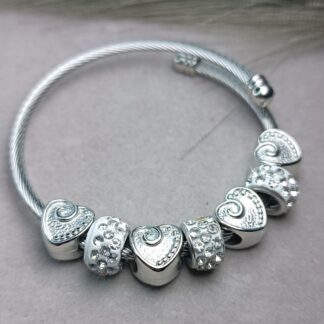 Steel, silver bracelet with heart (CODE:8163)