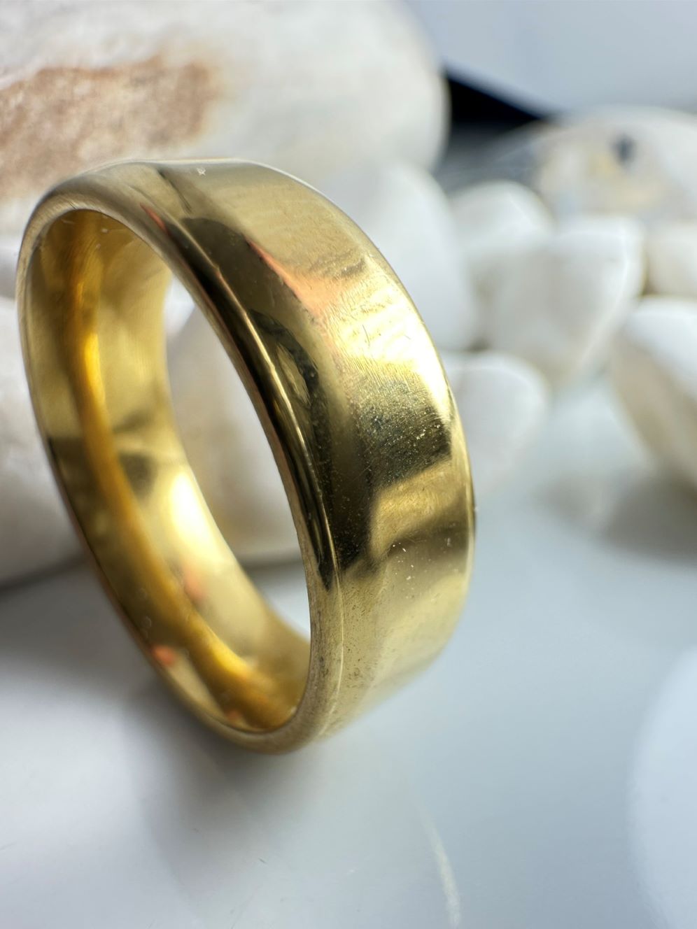 Χρυσό Unisex Δαχτυλίδι από Ατσάλι – Κλασικό Γυαλιστερό Φινίρισμα για Άνδρες & Γυναίκες (ΚΩΔ:8155) Χρυσό Unisex Δαχτυλίδι από Ατσάλι – Κλασικό Γυαλιστερό Φινίρισμα για Άνδρες & Γυναίκες (ΚΩΔ:8155)