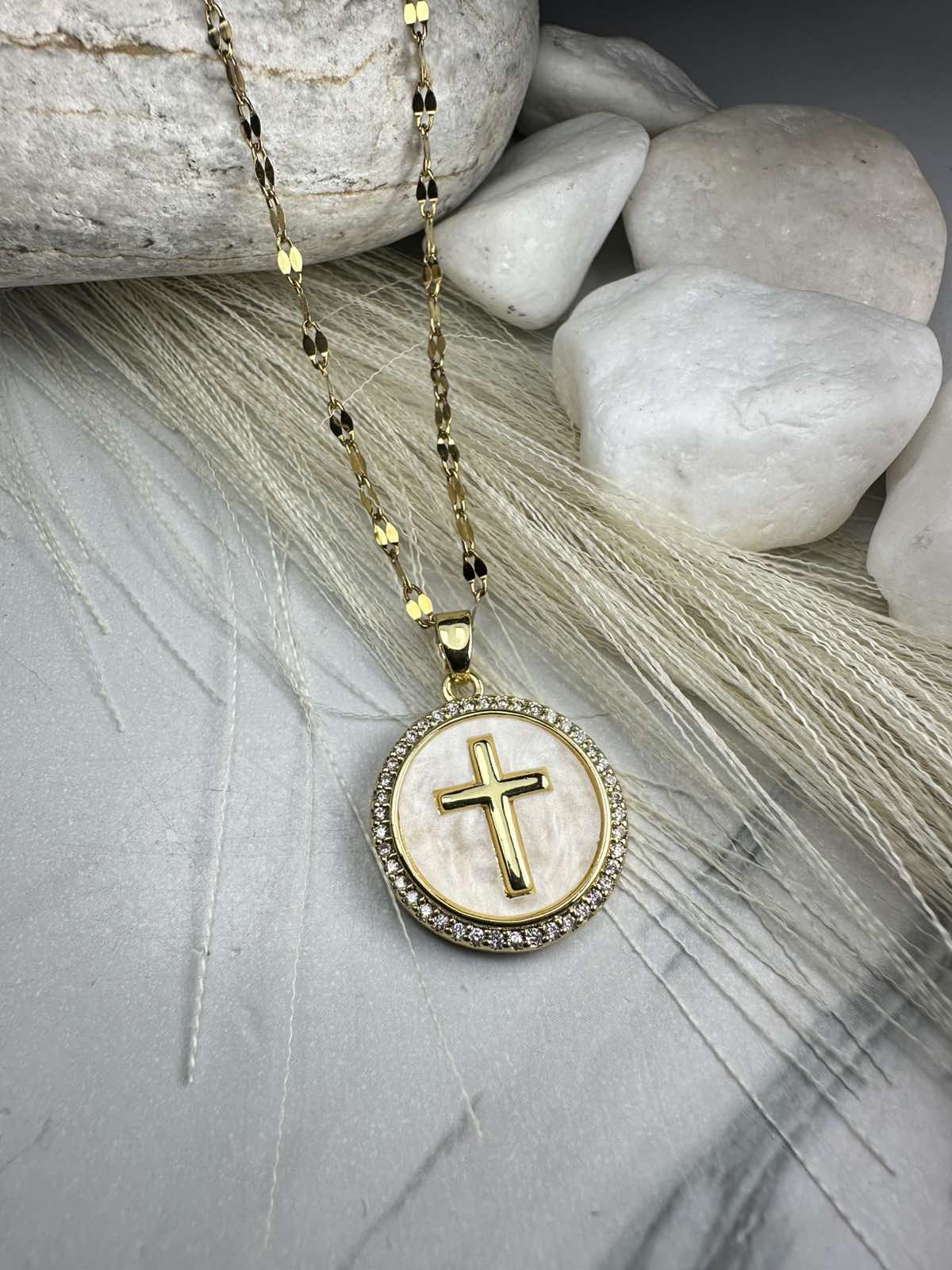 Γυναικείο Χρυσό Μενταγιόν με Σταυρό (ΚΩΔ:58411) Γυναικείο Χρυσό Μενταγιόν με Σταυρό (ΚΩΔ:58411)