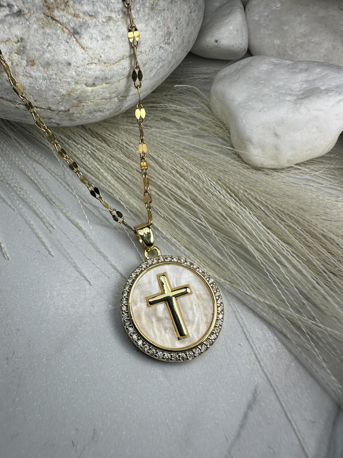 Γυναικείο Χρυσό Μενταγιόν με Σταυρό (ΚΩΔ:58411) Γυναικείο Χρυσό Μενταγιόν με Σταυρό (ΚΩΔ:58411)