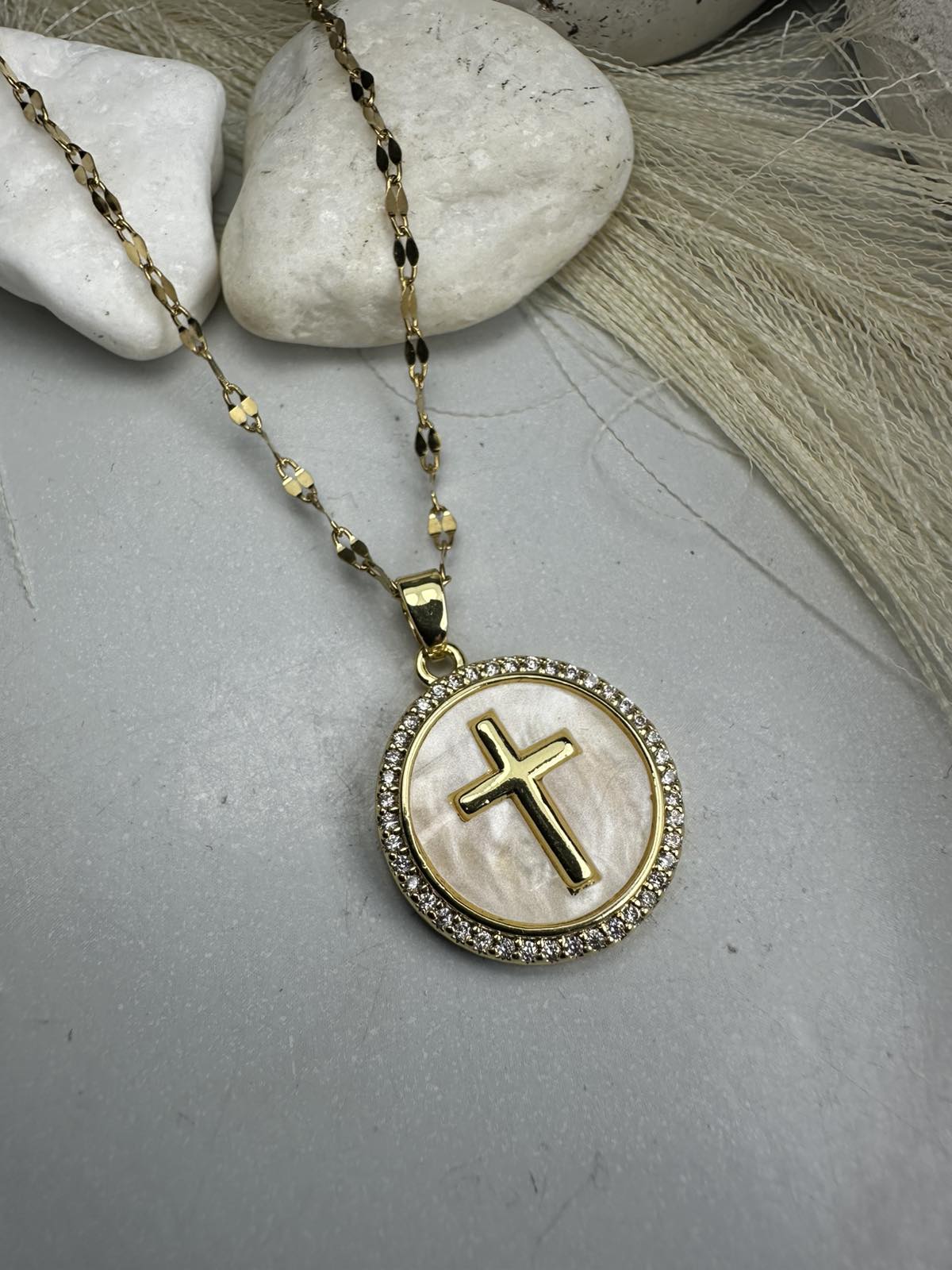 Γυναικείο Χρυσό Μενταγιόν με Σταυρό (ΚΩΔ:58411) Γυναικείο Χρυσό Μενταγιόν με Σταυρό (ΚΩΔ:58411)