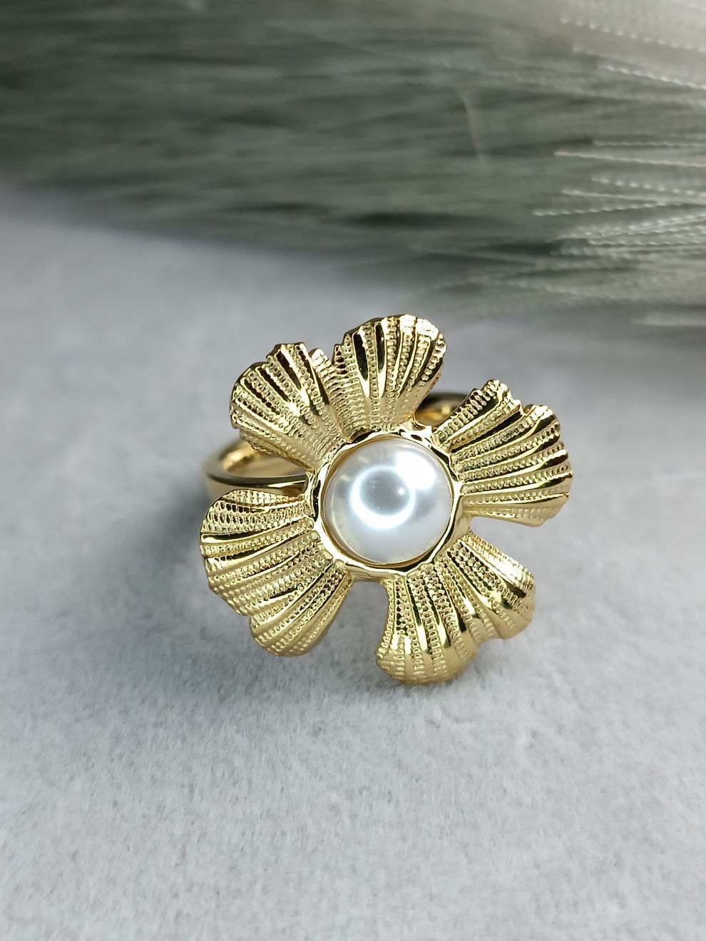 Δαχτυλίδι "Θαλάσσιο Άνθος" – Ατσάλι Επιχρυσωμένο (ΚΩΔ:0041) Δαχτυλίδι "Θαλάσσιο Άνθος" – Ατσάλι Επιχρυσωμένο (ΚΩΔ:0041)