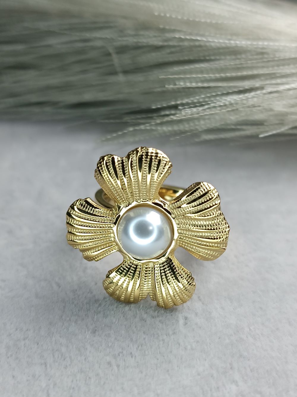 Δαχτυλίδι "Θαλάσσιο Άνθος" – Ατσάλι Επιχρυσωμένο (ΚΩΔ:0041) Δαχτυλίδι "Θαλάσσιο Άνθος" – Ατσάλι Επιχρυσωμένο (ΚΩΔ:0041)