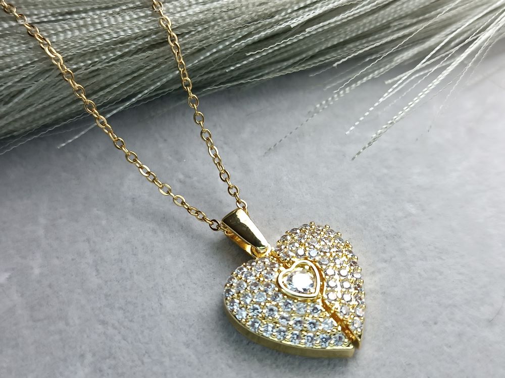 Κολιέ Καρδιά με Κρύσταλλα Επιχρυσωμένο (ΚΩΔ:54741) Κολιέ Καρδιά με Κρύσταλλα Επιχρυσωμένο (ΚΩΔ:54741)