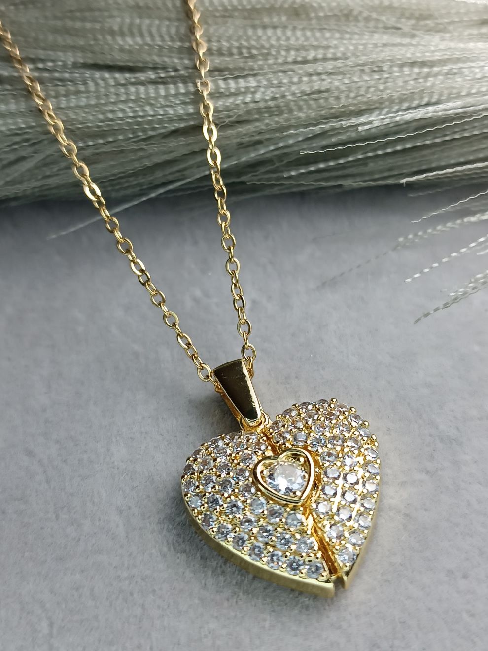Κολιέ Καρδιά με Κρύσταλλα Επιχρυσωμένο (ΚΩΔ:54741) Κολιέ Καρδιά με Κρύσταλλα Επιχρυσωμένο (ΚΩΔ:54741)