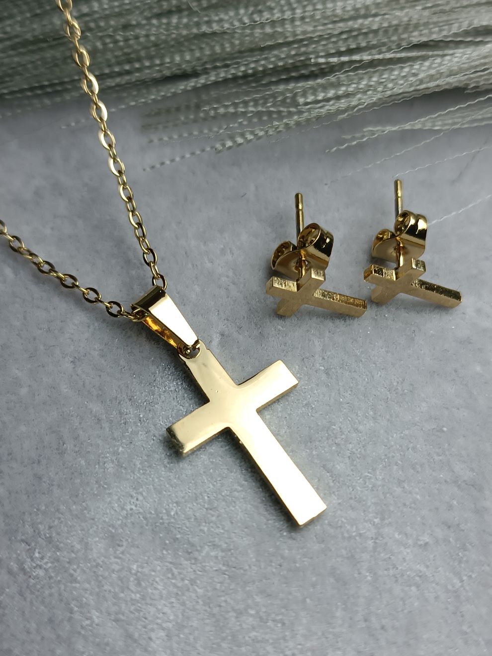 Σετ Σταυρός από Ατσάλι με Αλυσίδα και Σκουλαρίκια, Κομψό και Διαχρονικό (ΚΩΔ:1140) Σετ Σταυρός από Ατσάλι με Αλυσίδα και Σκουλαρίκια, Κομψό και Διαχρονικό (ΚΩΔ:1140)