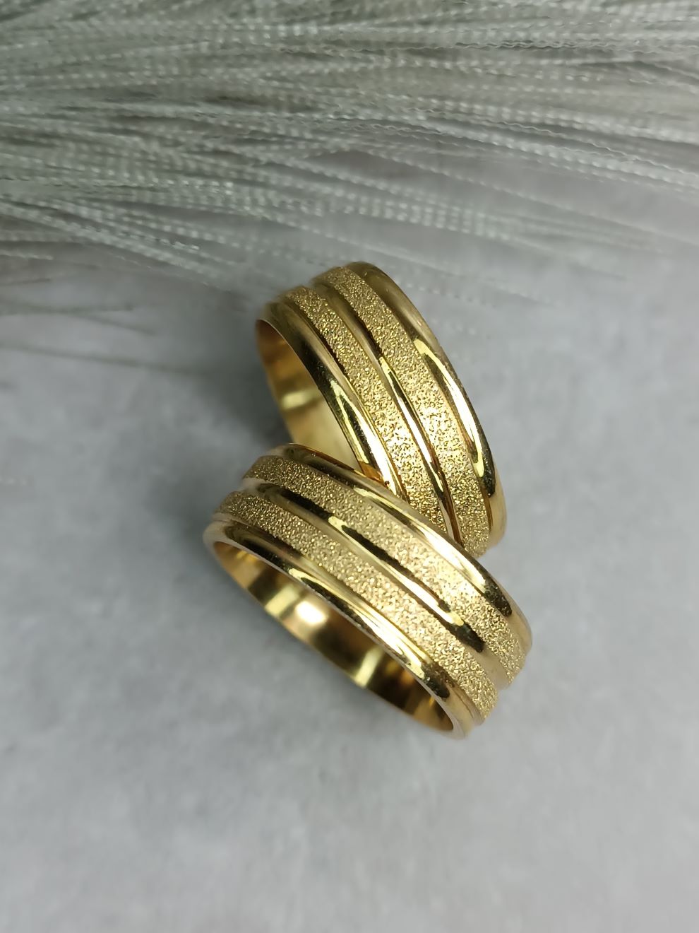 Χρυσές Βέρες με Γυαλιστερό Φινίρισμα & Glitter (ΚΩΔ:8539)– Kosmimatomania.gr Χρυσές Βέρες με Γυαλιστερό Φινίρισμα & Glitter (ΚΩΔ:8539)– Kosmimatomania.gr