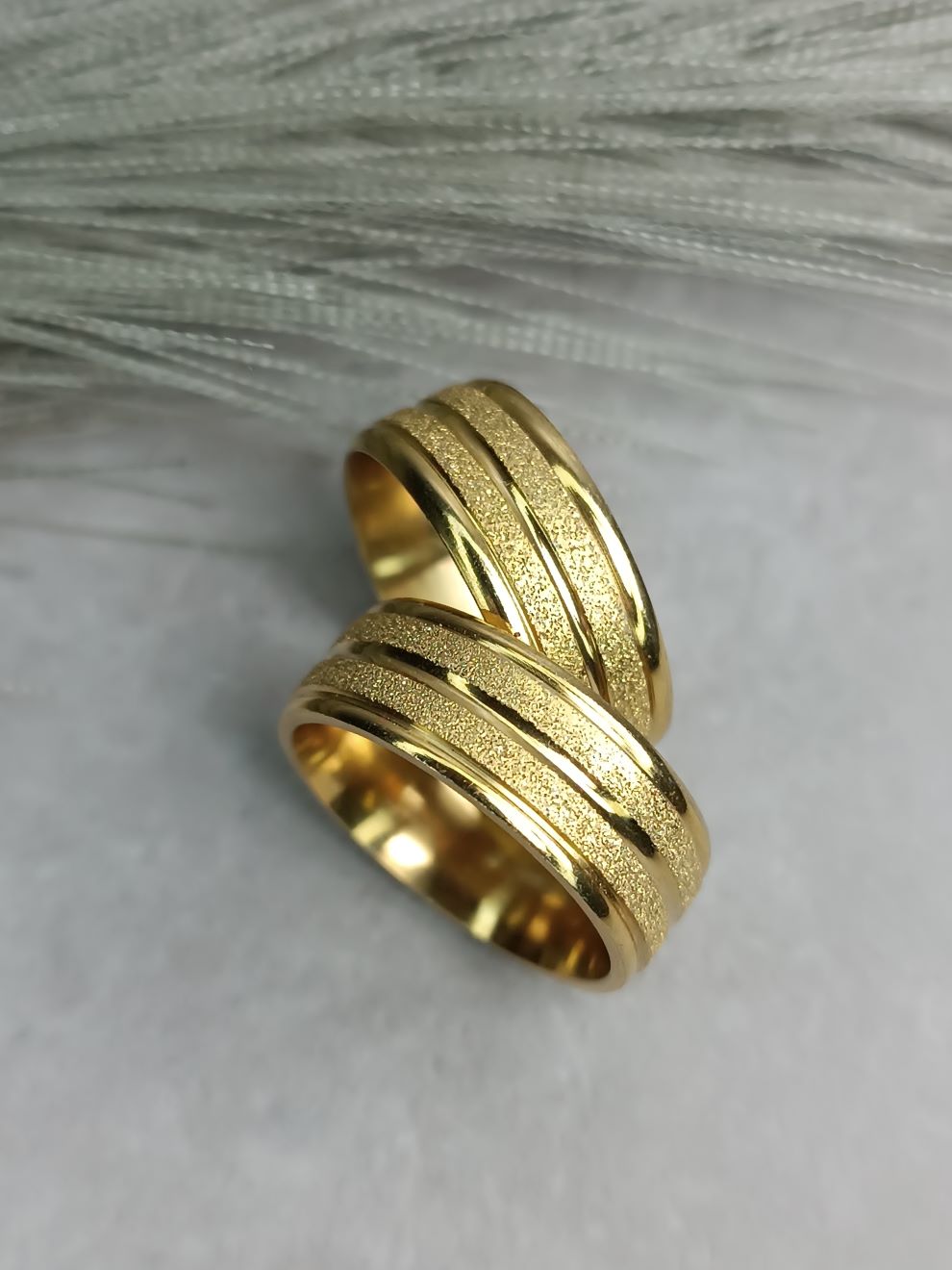 Χρυσές Βέρες με Γυαλιστερό Φινίρισμα & Glitter (ΚΩΔ:8539)– Kosmimatomania.gr Χρυσές Βέρες με Γυαλιστερό Φινίρισμα & Glitter (ΚΩΔ:8539)– Kosmimatomania.gr