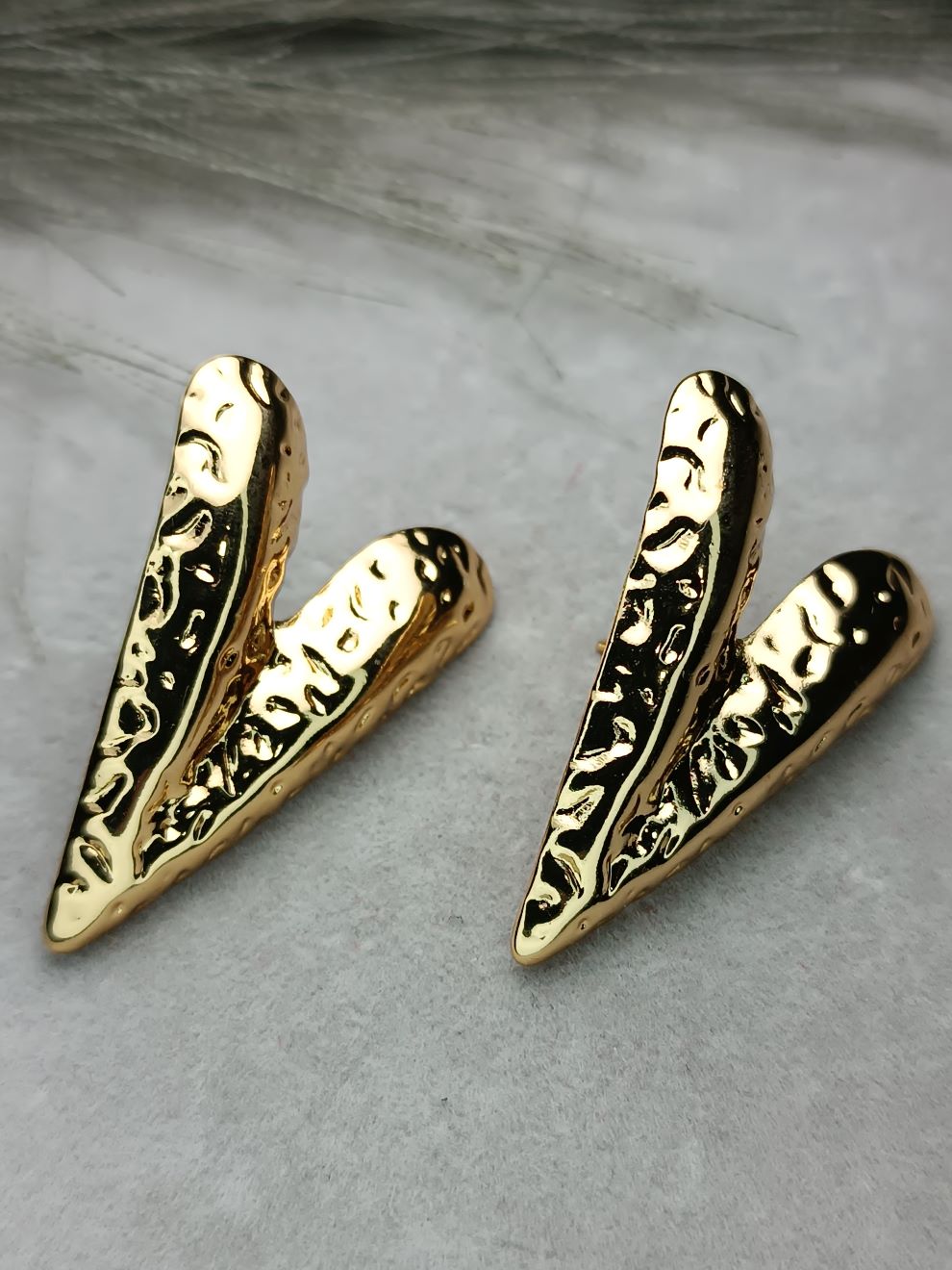 Χρυσά Καρδιόσχημα Σκουλαρίκια από Ανοξείδωτο Ατσάλι – Μοντέρνα Ανάγλυφη Υφή(ΚΩΔ:5572) Χρυσά Καρδιόσχημα Σκουλαρίκια από Ανοξείδωτο Ατσάλι – Μοντέρνα Ανάγλυφη Υφή(ΚΩΔ:5572)