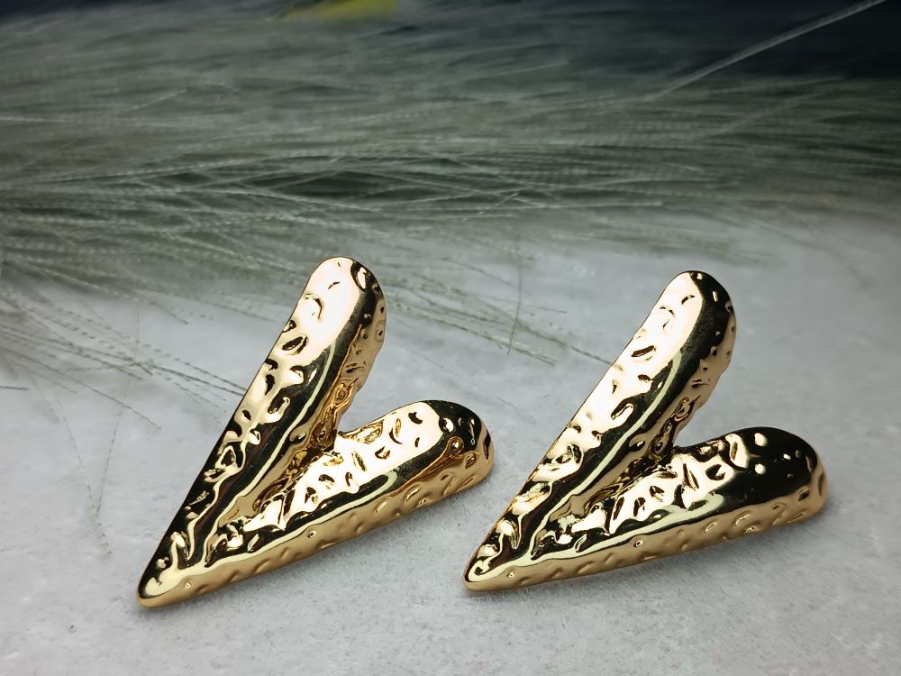 Χρυσά Καρδιόσχημα Σκουλαρίκια από Ανοξείδωτο Ατσάλι – Μοντέρνα Ανάγλυφη Υφή(ΚΩΔ:5572) Χρυσά Καρδιόσχημα Σκουλαρίκια από Ανοξείδωτο Ατσάλι – Μοντέρνα Ανάγλυφη Υφή(ΚΩΔ:5572)