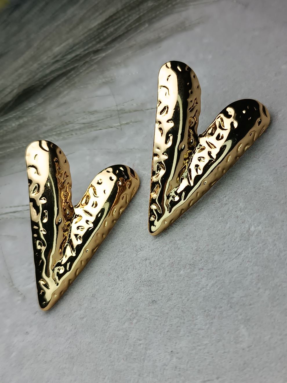 Χρυσά Καρδιόσχημα Σκουλαρίκια από Ανοξείδωτο Ατσάλι – Μοντέρνα Ανάγλυφη Υφή(ΚΩΔ:5572) Χρυσά Καρδιόσχημα Σκουλαρίκια από Ανοξείδωτο Ατσάλι – Μοντέρνα Ανάγλυφη Υφή(ΚΩΔ:5572)