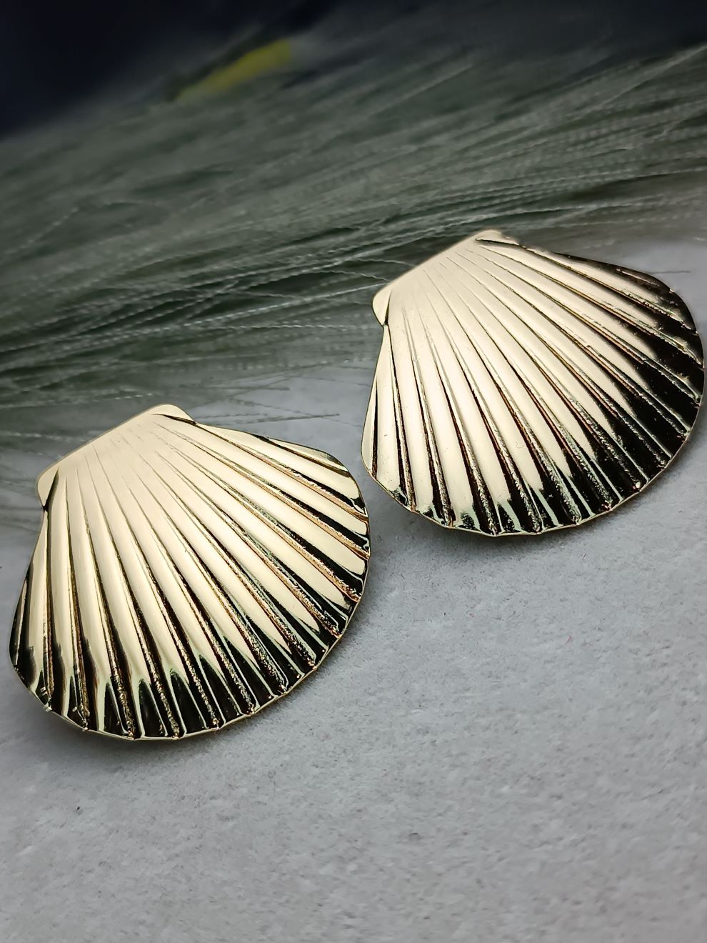 Χρυσά Σκουλαρίκια Κοχύλι από Ανοξείδωτο Ατσάλι – Καλοκαιρινό Στυλ (ΚΩΔ:5571) Χρυσά Σκουλαρίκια Κοχύλι από Ανοξείδωτο Ατσάλι – Καλοκαιρινό Στυλ (ΚΩΔ:5571)