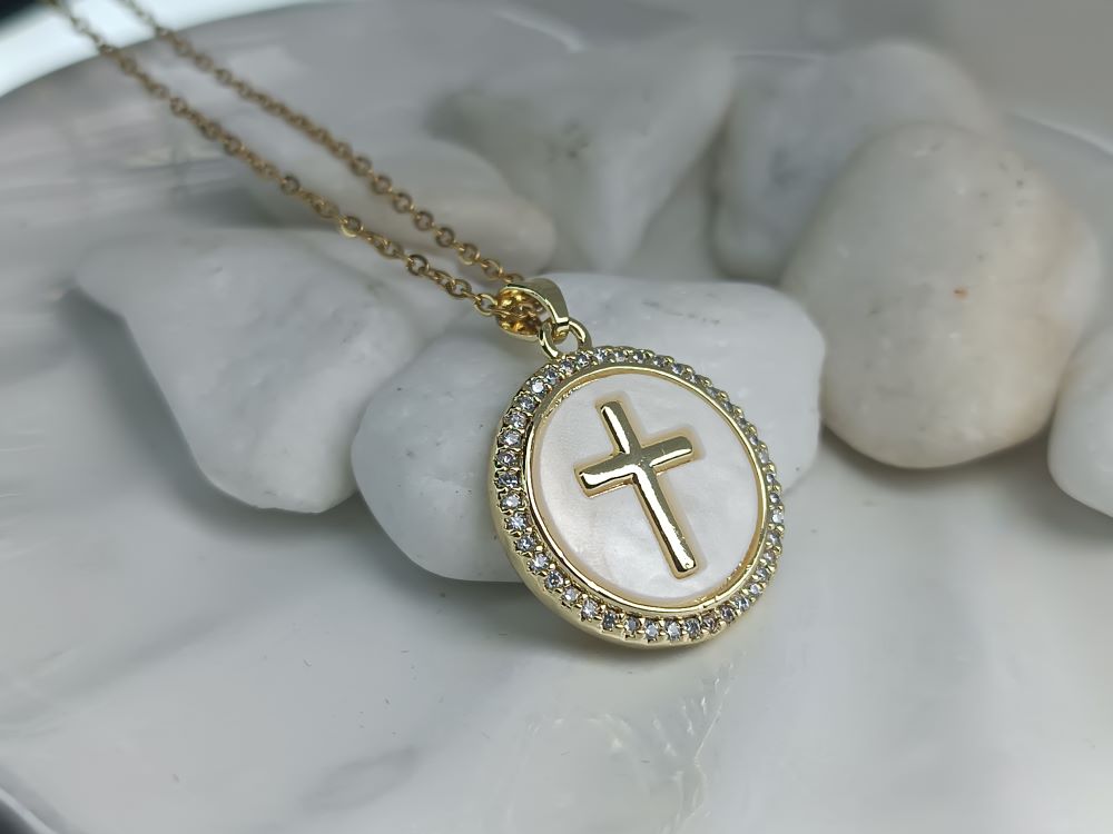 Γυναικείο Χρυσό Μενταγιόν με Σταυρό (ΚΩΔ:58411) Γυναικείο Χρυσό Μενταγιόν με Σταυρό (ΚΩΔ:58411)