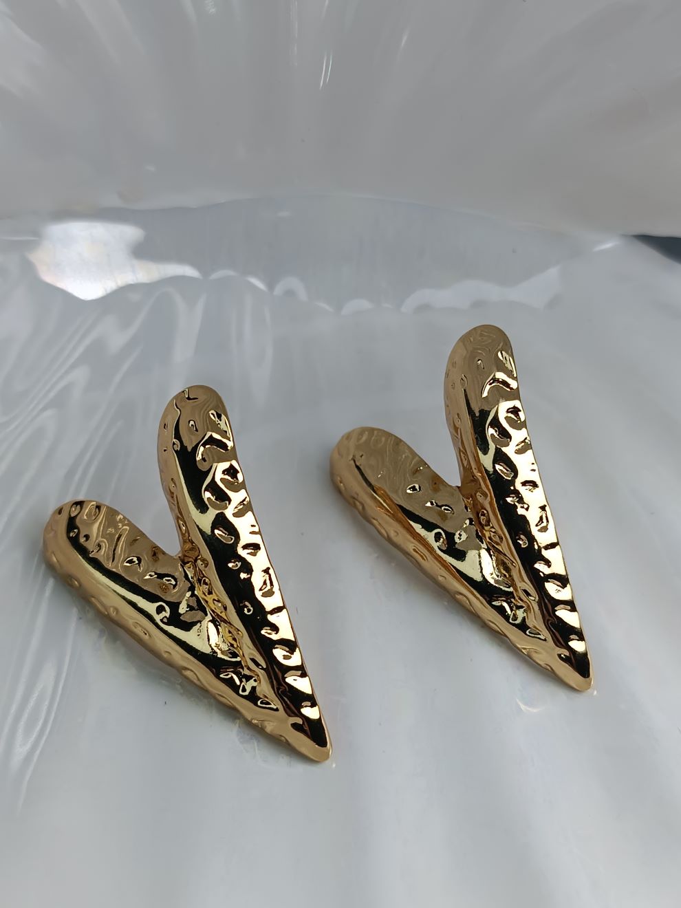 Χρυσά Καρδιόσχημα Σκουλαρίκια από Ανοξείδωτο Ατσάλι – Μοντέρνα Ανάγλυφη Υφή(ΚΩΔ:5572) Χρυσά Καρδιόσχημα Σκουλαρίκια από Ανοξείδωτο Ατσάλι – Μοντέρνα Ανάγλυφη Υφή(ΚΩΔ:5572)