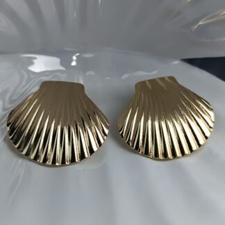 Χρυσά Σκουλαρίκια Κοχύλι από Ανοξείδωτο Ατσάλι – Καλοκαιρινό Στυλ (ΚΩΔ:5571) Χρυσά Σκουλαρίκια Κοχύλι από Ανοξείδωτο Ατσάλι – Καλοκαιρινό Στυλ (ΚΩΔ:5571)