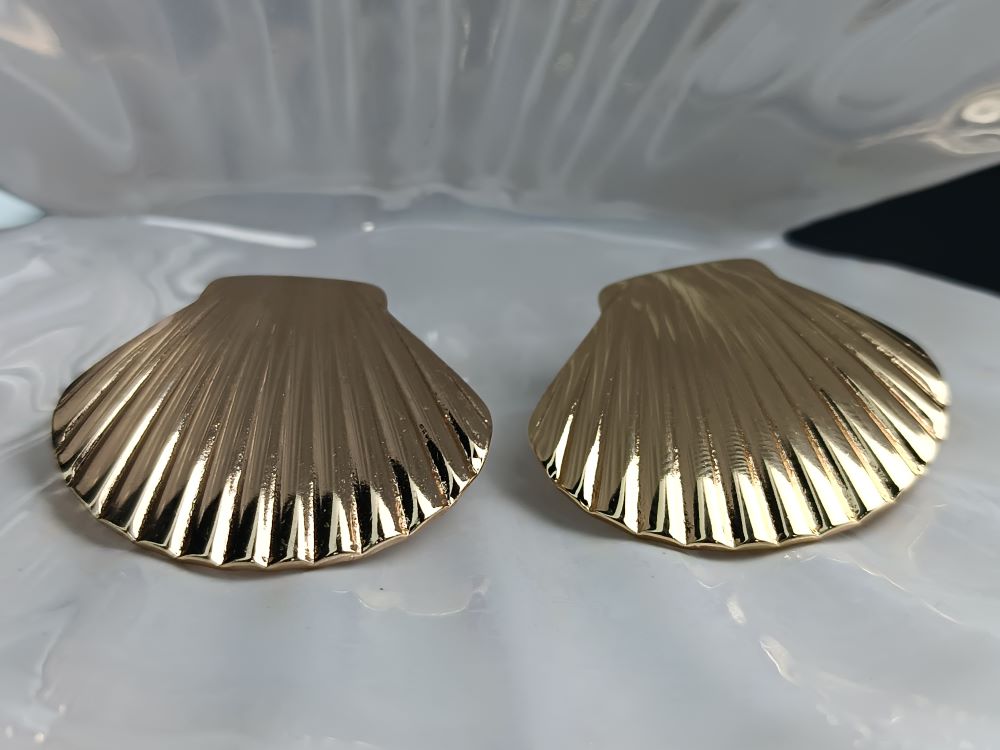 Χρυσά Σκουλαρίκια Κοχύλι από Ανοξείδωτο Ατσάλι – Καλοκαιρινό Στυλ (ΚΩΔ:5571) Χρυσά Σκουλαρίκια Κοχύλι από Ανοξείδωτο Ατσάλι – Καλοκαιρινό Στυλ (ΚΩΔ:5571)