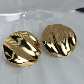 Ανάγλυφα Χρυσά Σκουλαρίκια από Ανοξείδωτο Ατσάλι – Στρογγυλά Statement Σκουλαρίκια (ΚΩΔ:5574) Ανάγλυφα Χρυσά Σκουλαρίκια από Ανοξείδωτο Ατσάλι – Στρογγυλά Statement Σκουλαρίκια (ΚΩΔ:5574)