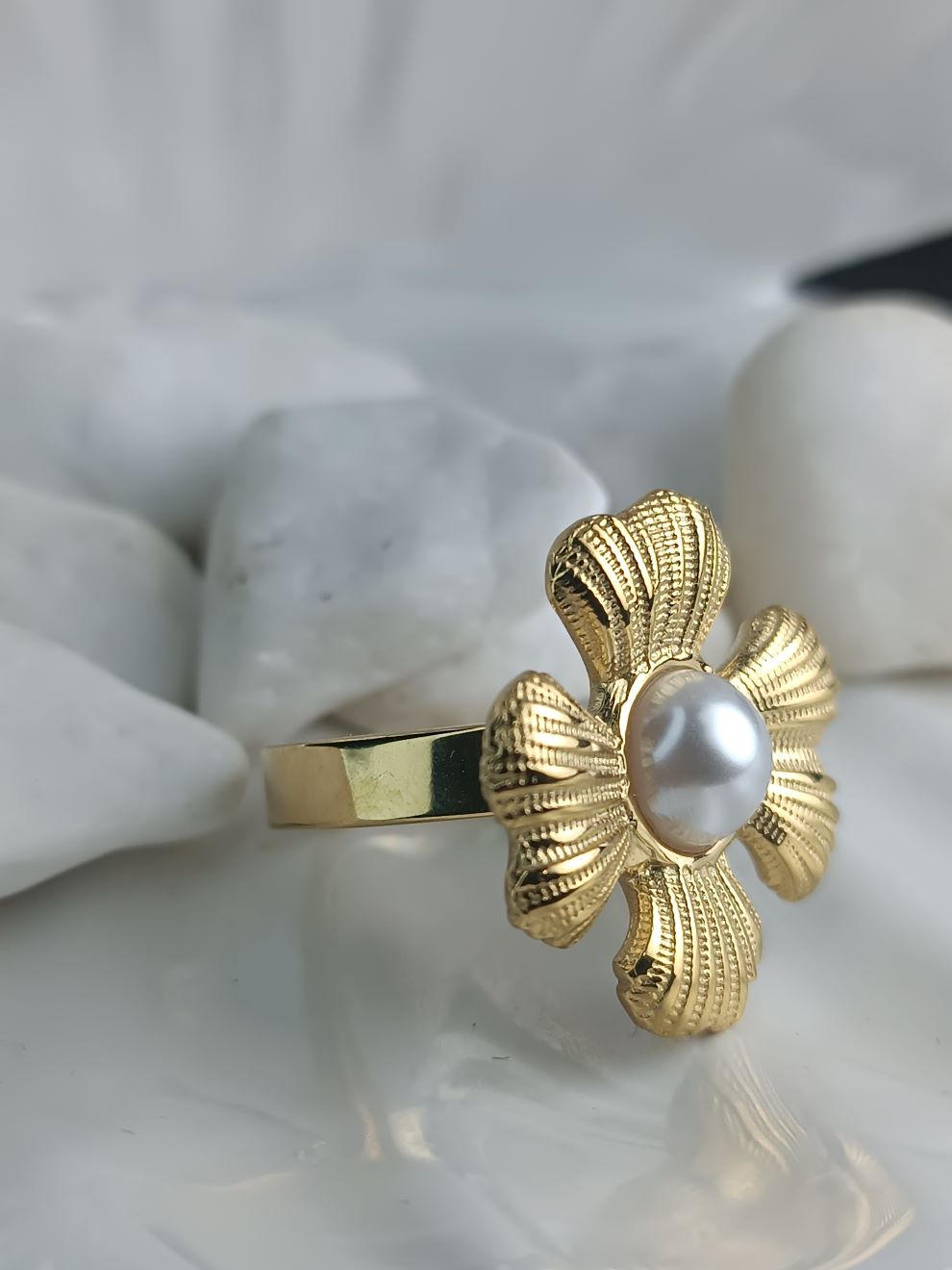 Δαχτυλίδι "Θαλάσσιο Άνθος" – Ατσάλι Επιχρυσωμένο (ΚΩΔ:0041) Δαχτυλίδι "Θαλάσσιο Άνθος" – Ατσάλι Επιχρυσωμένο (ΚΩΔ:0041)