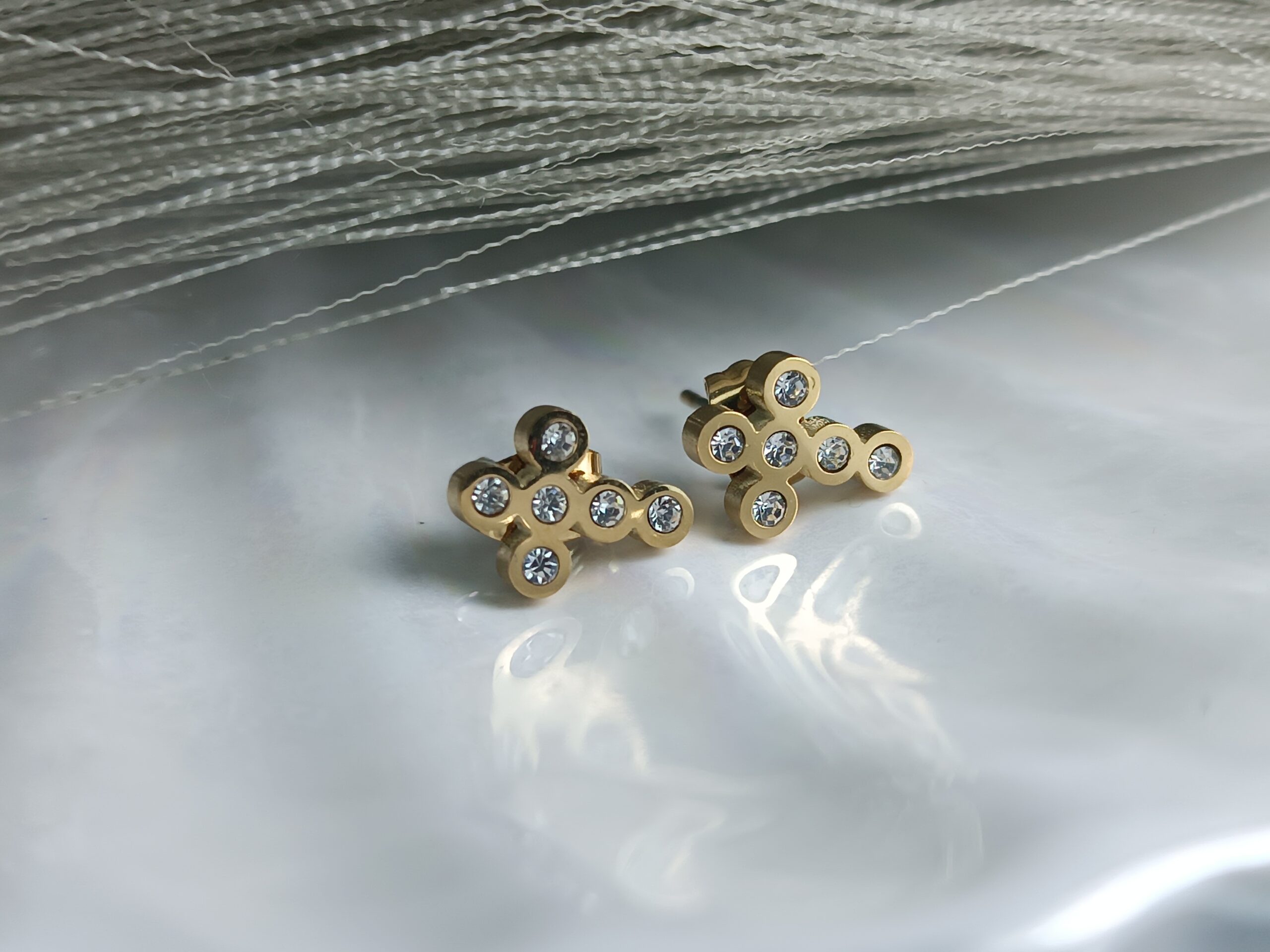 Σκουλαρίκια από Επιχρυσωμένο Ατσάλι με Κρυστάλλους (ΚΩΔ:5579) Σκουλαρίκια από Επιχρυσωμένο Ατσάλι με Κρυστάλλους (ΚΩΔ:5579)