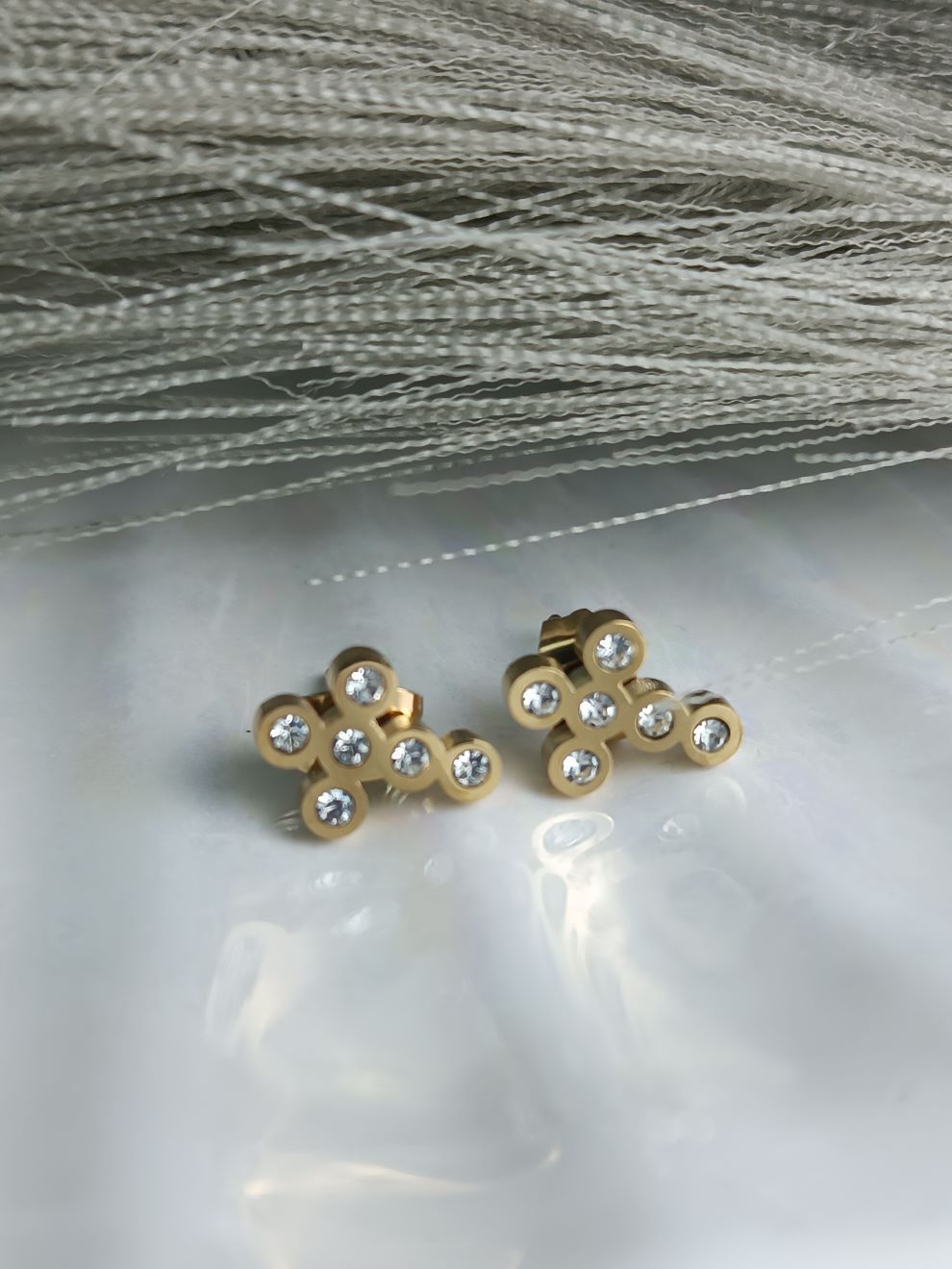 Σκουλαρίκια από Επιχρυσωμένο Ατσάλι με Κρυστάλλους (ΚΩΔ:5579) Σκουλαρίκια από Επιχρυσωμένο Ατσάλι με Κρυστάλλους (ΚΩΔ:5579)