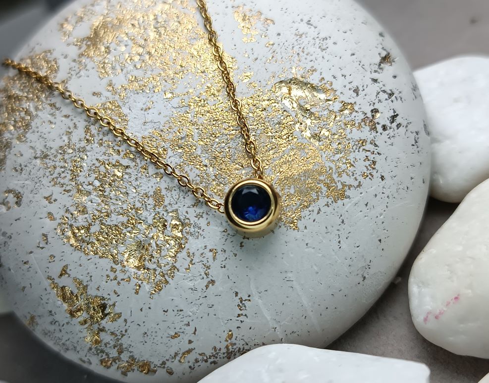 Κολιέ από Ατσάλι με Μπλε Κρύσταλλο(ΚΩΔ:559941) Κολιέ από Ατσάλι με Μπλε Κρύσταλλο(ΚΩΔ:559941)