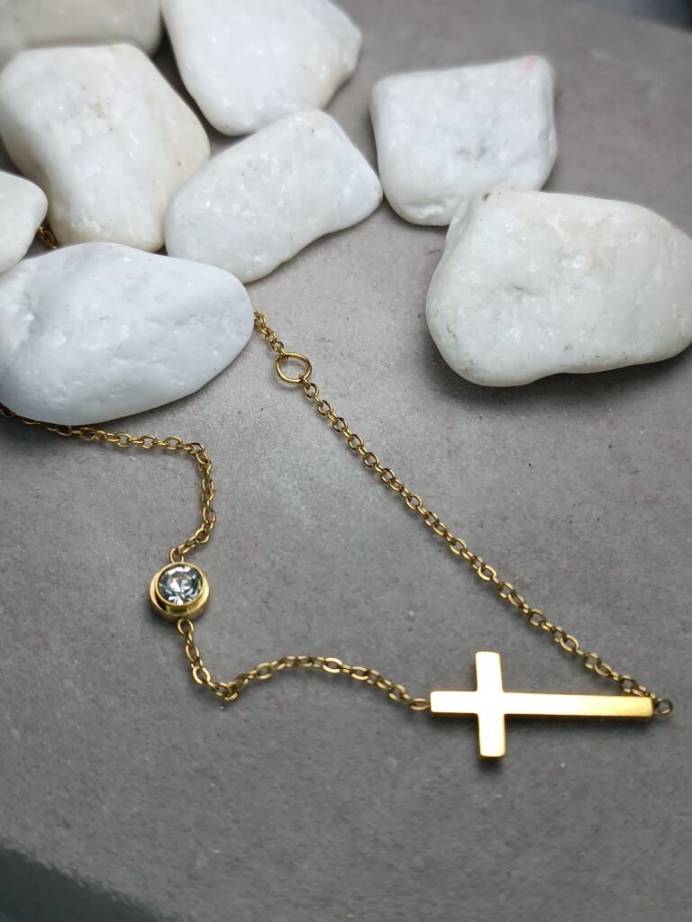 Βραχιόλια από Ατσάλι: Κομψότητα, Αντοχή & Στυλ που Διαρκεί.