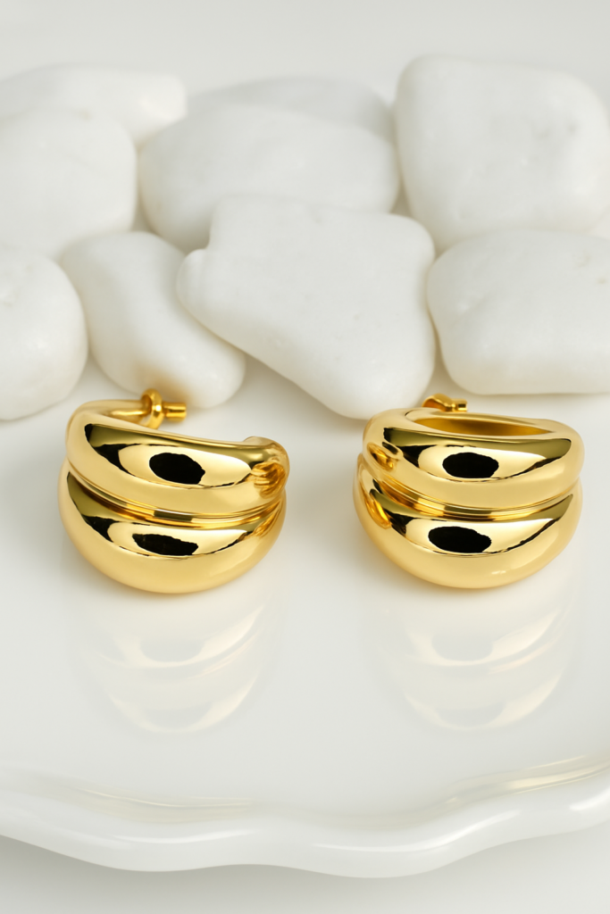 Τι να διαλέξω; Μικρά ή μεγάλα σκουλαρίκια;