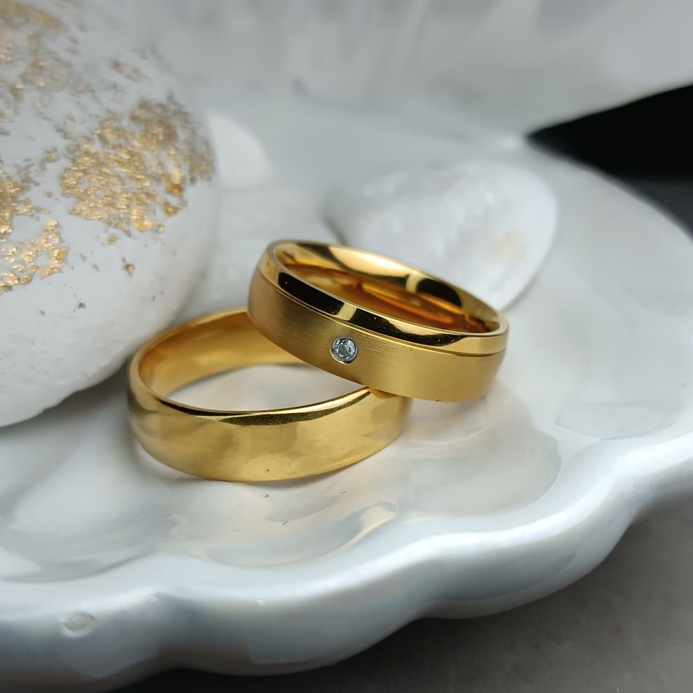 Σετ Χρυσές Βέρες από Ατσάλι με Κρύσταλλο (ΚΩΔ:99441) – Κομψές & Διαχρονικές | Kosmimatomania | Kosmimatomania.gr Σετ Χρυσές Βέρες από Ατσάλι με Κρύσταλλο (ΚΩΔ:99441) – Κομψές & Διαχρονικές | Kosmimatomania | Kosmimatomania.gr