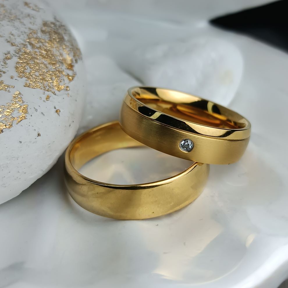 Σετ Χρυσές Βέρες από Ατσάλι με Κρύσταλλο (ΚΩΔ:99441) – Κομψές & Διαχρονικές | Kosmimatomania | Kosmimatomania.gr Σετ Χρυσές Βέρες από Ατσάλι με Κρύσταλλο (ΚΩΔ:99441) – Κομψές & Διαχρονικές | Kosmimatomania | Kosmimatomania.gr