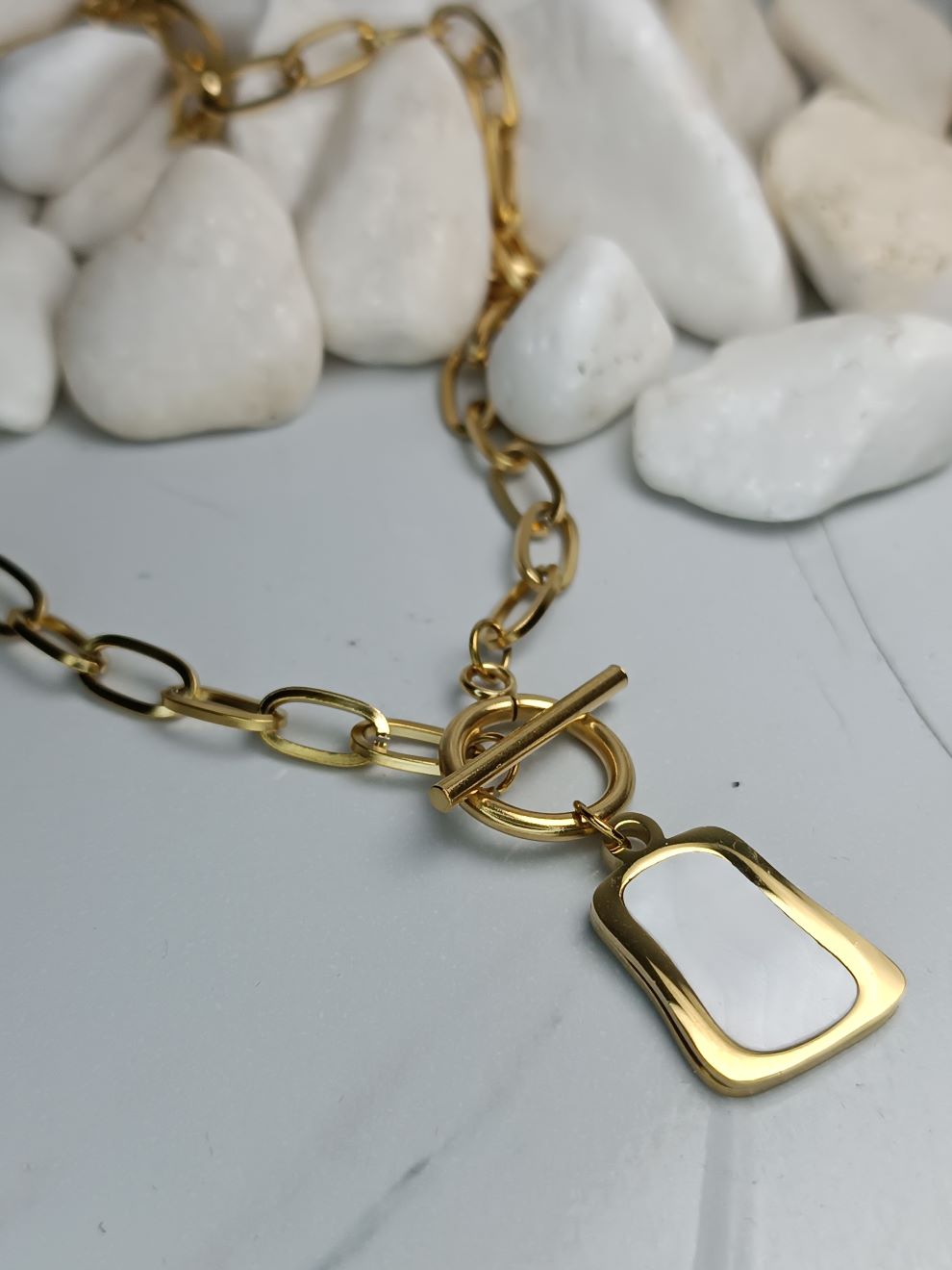 Γυναικείο Κολιέ από Ανοξείδωτο Ατσάλι με Χρυσή Αλυσίδα και Μενταγιόν Mother of Pearl (ΚΩΔ:77119) Γυναικείο Κολιέ από Ανοξείδωτο Ατσάλι με Χρυσή Αλυσίδα και Μενταγιόν Mother of Pearl (ΚΩΔ:77119)