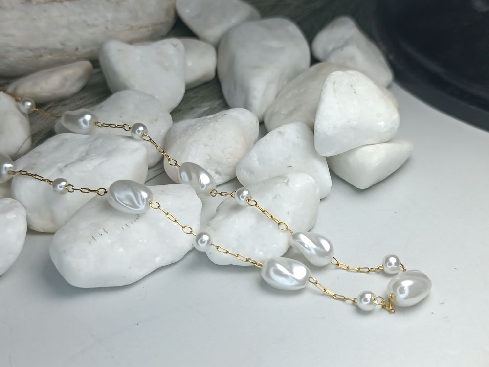 Γυναικείο Κολιέ από Ατσάλι με Λευκές Πέρλες – Minimal & Κομψό(ΚΩΔ:00971) Γυναικείο Κολιέ από Ατσάλι με Λευκές Πέρλες – Minimal & Κομψό(ΚΩΔ:00971)