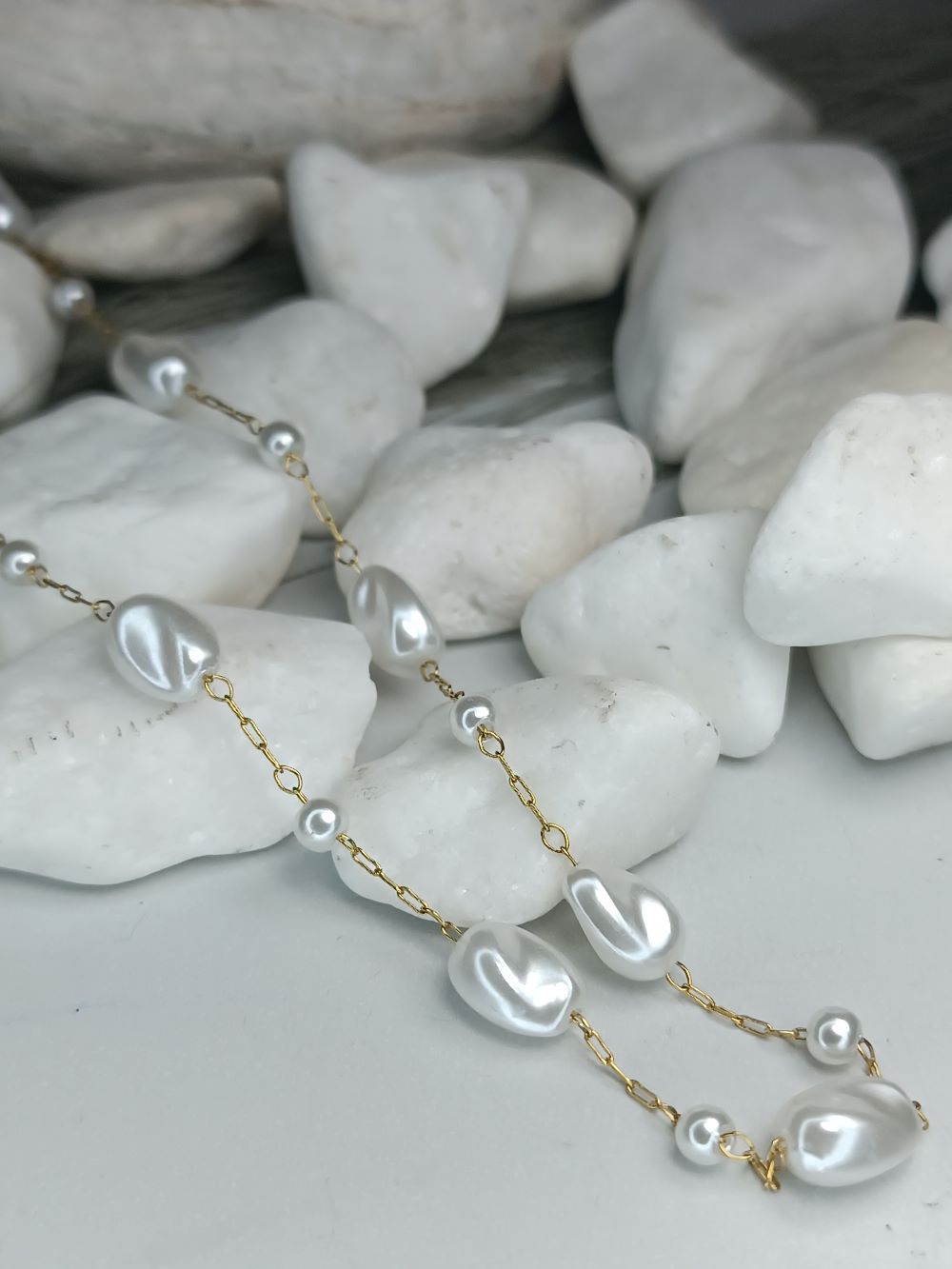 Γυναικείο Κολιέ από Ατσάλι με Λευκές Πέρλες – Minimal & Κομψό(ΚΩΔ:00971) Γυναικείο Κολιέ από Ατσάλι με Λευκές Πέρλες – Minimal & Κομψό(ΚΩΔ:00971)