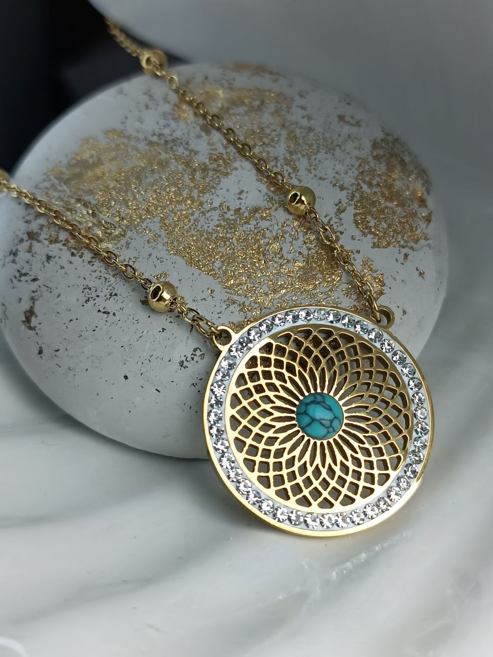 Κολιέ Αλυσίδα με Μπλίλιες και Στρογγυλό Στοιχείο με Γαλάζια Πέτρα (ΚΩΔ552) Κολιέ Αλυσίδα με Μπλίλιες και Στρογγυλό Στοιχείο με Γαλάζια Πέτρα (ΚΩΔ552)