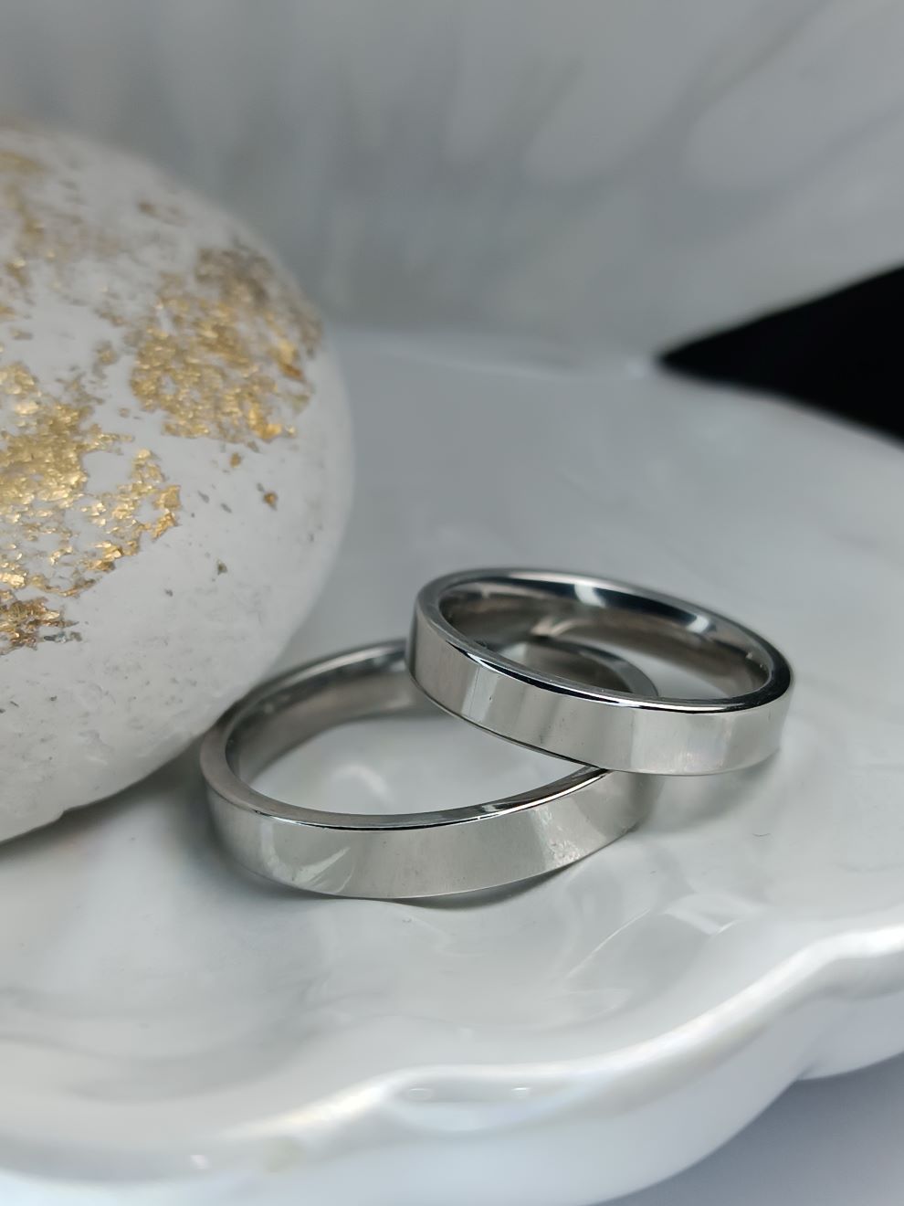 Βέρες Ατσάλι σε Ασημένιο Χρώμα – Minimal & Elegant Δαχτυλίδια για Ζευγάρια (ΚΩΔ:00191) | Kosmimatomania Βέρες Ατσάλι σε Ασημένιο Χρώμα – Minimal & Elegant Δαχτυλίδια για Ζευγάρια (ΚΩΔ:00191) | Kosmimatomania