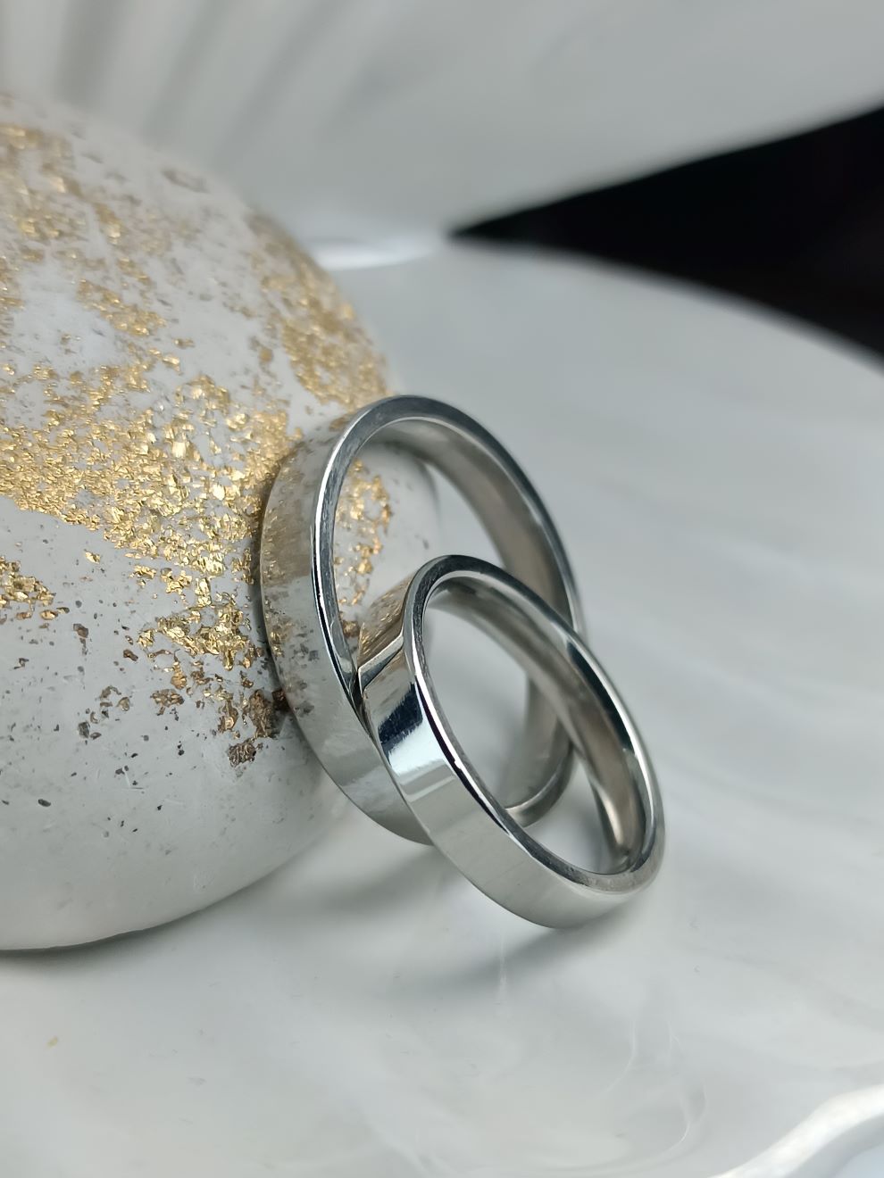 Βέρες Ατσάλι σε Ασημένιο Χρώμα – Minimal & Elegant Δαχτυλίδια για Ζευγάρια (ΚΩΔ:00191) | Kosmimatomania Βέρες Ατσάλι σε Ασημένιο Χρώμα – Minimal & Elegant Δαχτυλίδια για Ζευγάρια (ΚΩΔ:00191) | Kosmimatomania