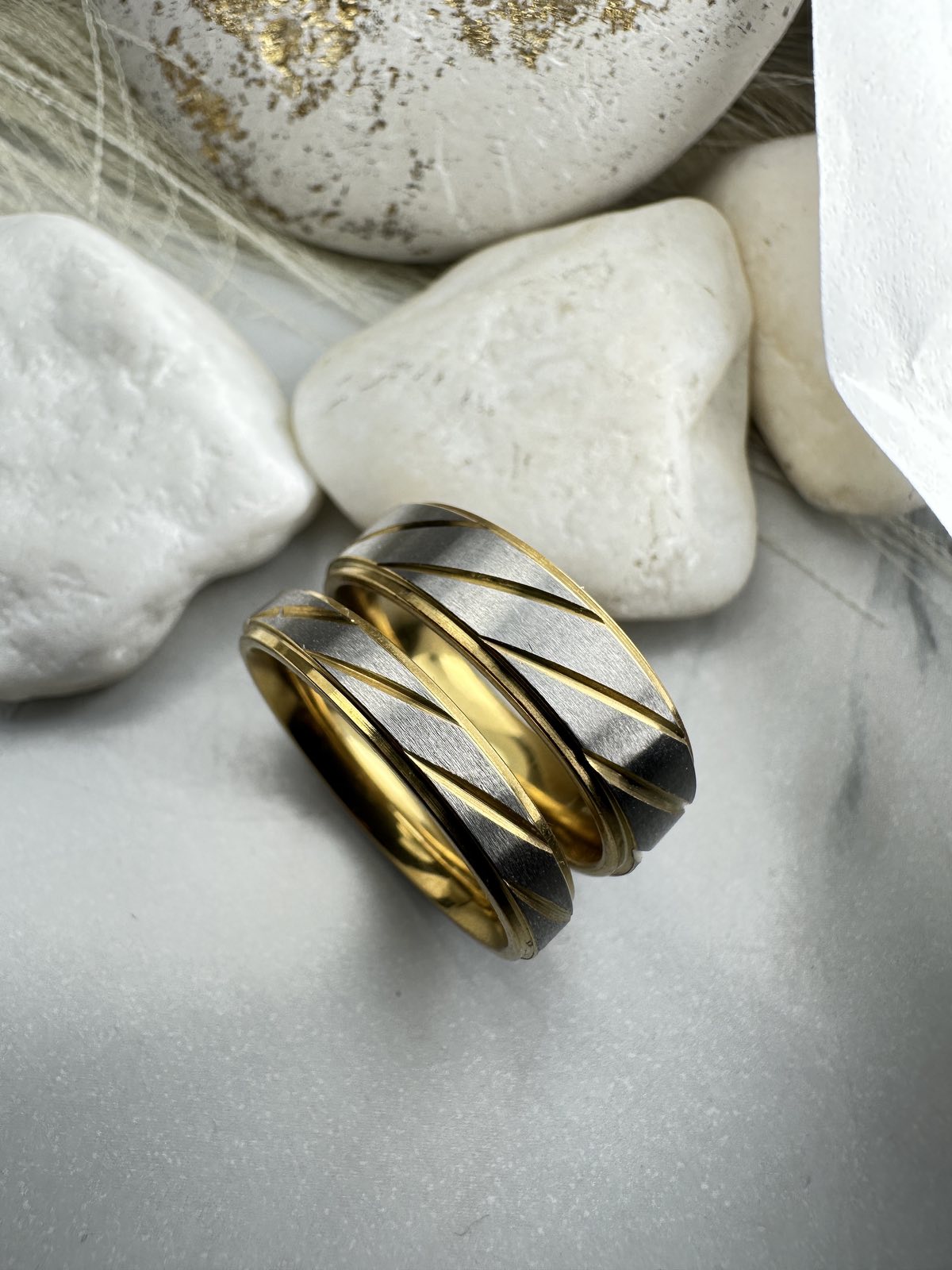 Βέρες από Ατσάλι Δίχρωμες Χρυσό & Ασημί (ΚΩΔ:44771) – Πολυτελές Σετ Γάμου | Kosmimatomania.gr Βέρες από Ατσάλι Δίχρωμες Χρυσό & Ασημί (ΚΩΔ:44771) – Πολυτελές Σετ Γάμου | Kosmimatomania.gr