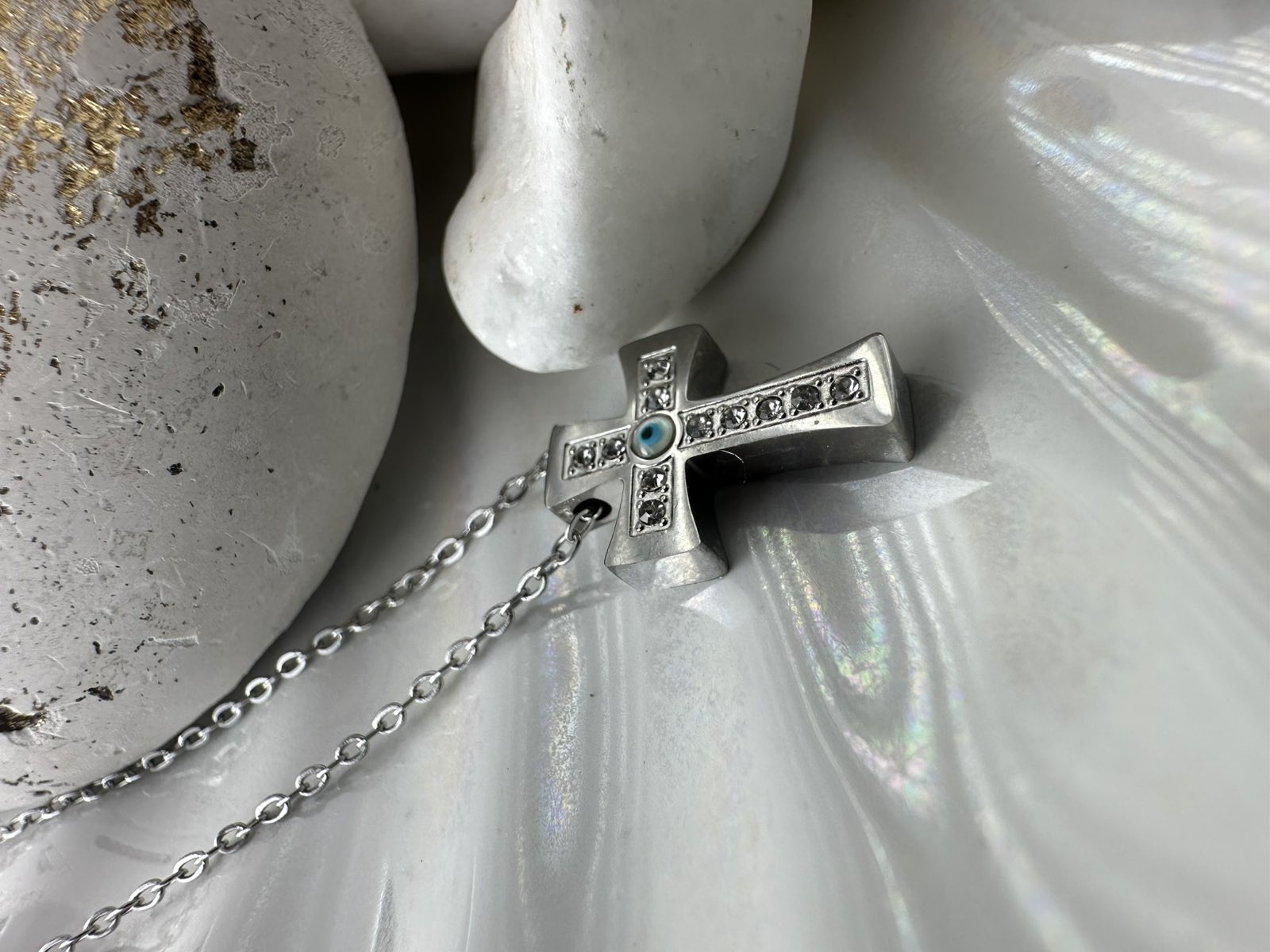 Σταυρός από Ατσάλι με Ματάκι (ΚΩΔ:44991) & Διάφανα Κρύσταλλα | Kosmimatomania Σταυρός από Ατσάλι με Ματάκι (ΚΩΔ:44991) & Διάφανα Κρύσταλλα | Kosmimatomania