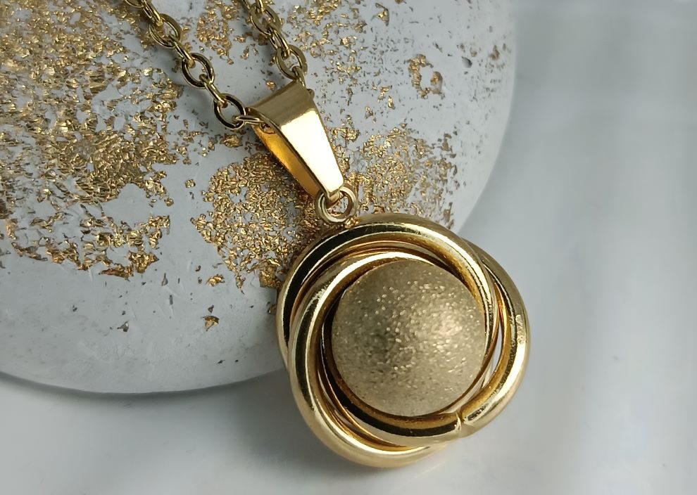 Σαγρέ Κοσμήματα – Η Διακριτική Λάμψη της Χρυσόσκονης | Kosmimatomania.gr