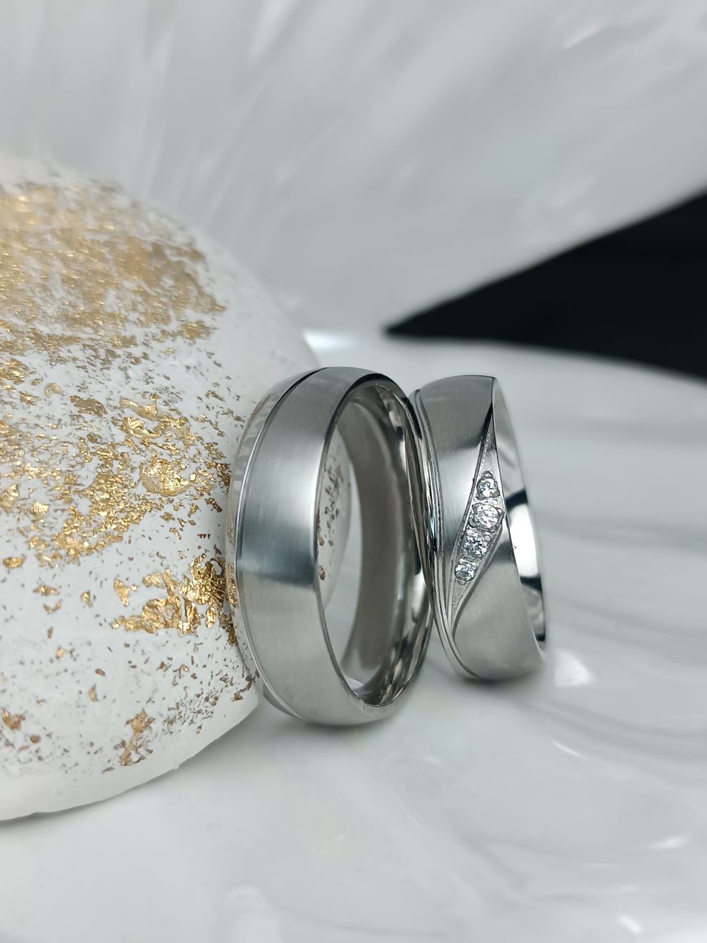 Βέρες γάμου Ασημί από Ατσάλι με Ματ & Λουστρέ – Γυναικεία με Στρας (ΚΩΔ:22147) | Kosmimatomania Βέρες γάμου Ασημί από Ατσάλι με Ματ & Λουστρέ – Γυναικεία με Στρας (ΚΩΔ:22147) | Kosmimatomania