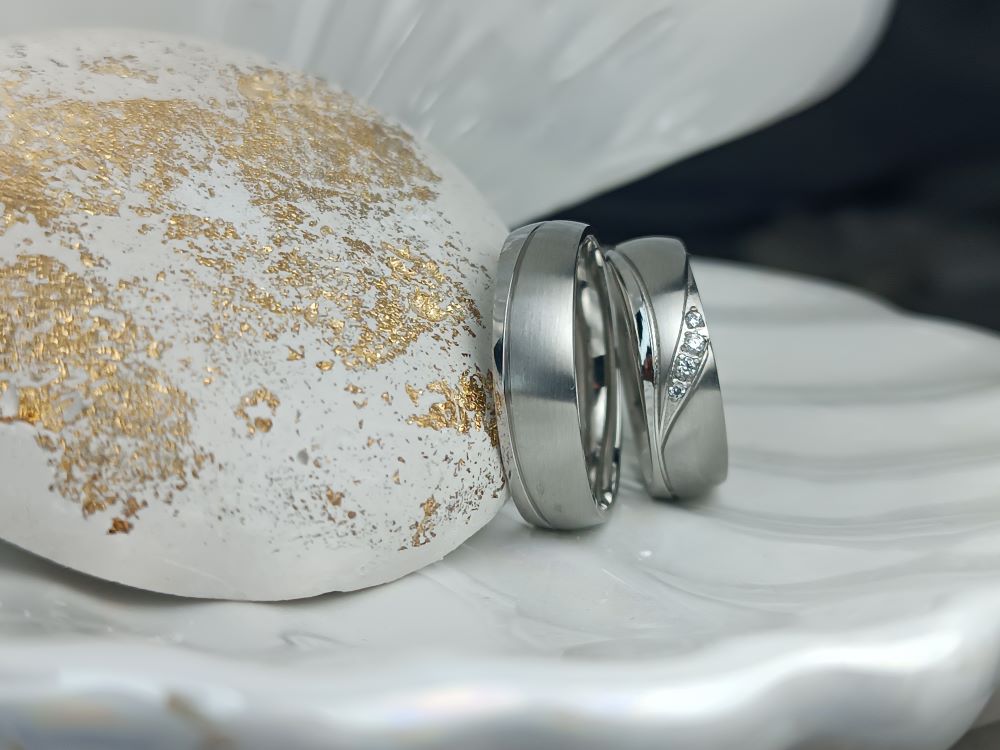 Βέρες γάμου Ασημί από Ατσάλι με Ματ & Λουστρέ – Γυναικεία με Στρας (ΚΩΔ:22147) | Kosmimatomania Βέρες γάμου Ασημί από Ατσάλι με Ματ & Λουστρέ – Γυναικεία με Στρας (ΚΩΔ:22147) | Kosmimatomania